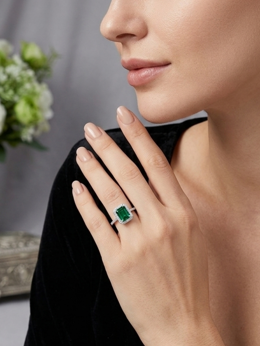 Emerald Halo Cocktail Ring - Green Silver